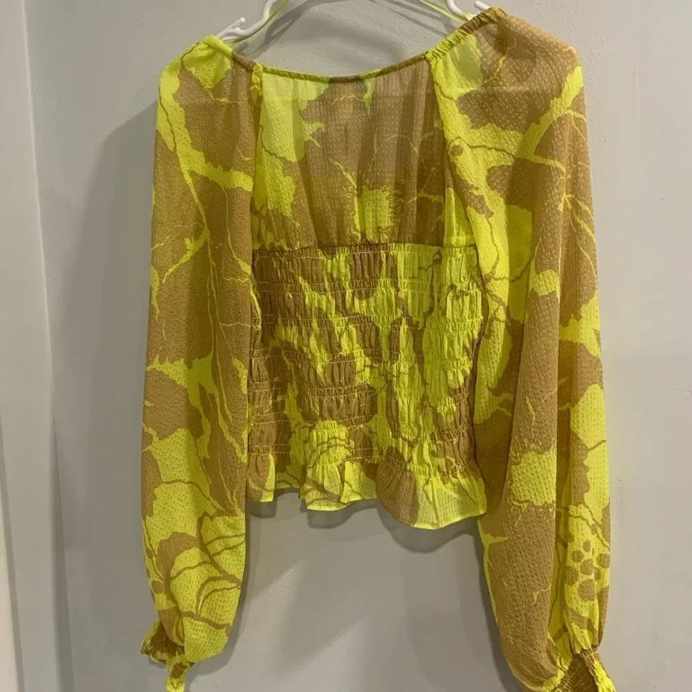 Yellow Smocked Ruffled Crop Blouse - Picture 2 of 7